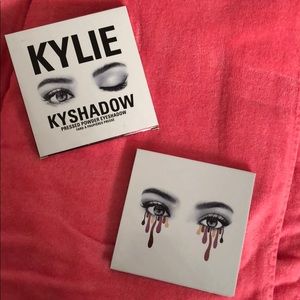 Kylie Cosmetics The Burgundy Palette
